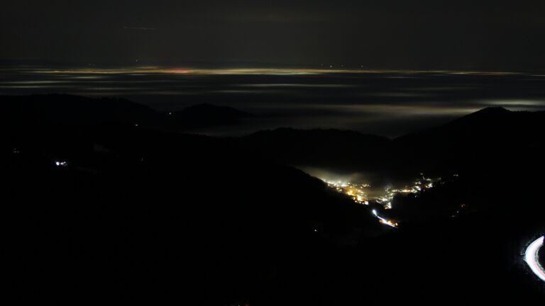 Dieses Bild zeigt eine Webcam-Aufnahme vom Achertal, aufgenommen am Dienstag, den 20.01.2026 um 21:40 Uhr. Die Temperatur betrug 5.5°C.