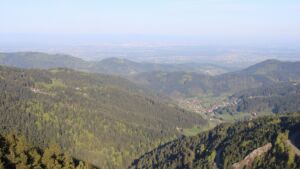 Dieses Bild zeigt eine Webcam-Aufnahme vom Achertal, aufgenommen am Sonntag, den 26.04.2026 um 08:00 Uhr. Die Temperatur betrug 8.9°C.