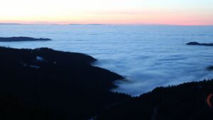 Dieses Bild zeigt eine Webcam-Aufnahme vom Achertal, aufgenommen am Montag, den 19.01.2026 um 17:50 Uhr. Die Temperatur betrug 7.1°C.