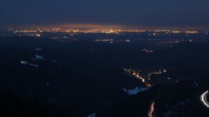 Dieses Bild zeigt eine Webcam-Aufnahme vom Achertal, aufgenommen am Sonntag, den 23.11.2025 um 17:20 Uhr. Die Temperatur betrug -1.8°C.