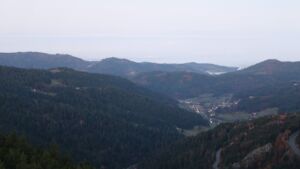 Dieses Bild zeigt eine Webcam-Aufnahme vom Achertal, aufgenommen am Montag, den 10.11.2025 um 07:00 Uhr. Die Temperatur betrug 3.7°C.