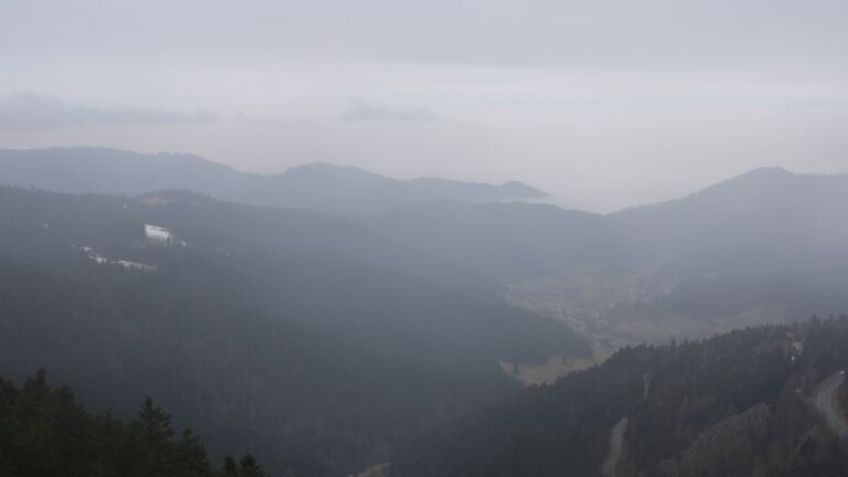 Dieses Bild zeigt eine Webcam-Aufnahme vom Achertal, aufgenommen am Freitag, den 06.02.2026 um 10:10 Uhr. Die Temperatur betrug 2.1°C.