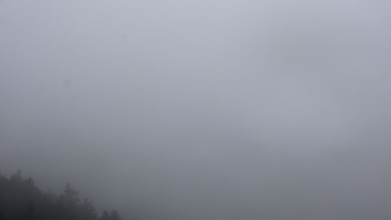 Dieses Bild zeigt eine Webcam-Aufnahme vom Achertal, aufgenommen am Mittwoch, den 22.10.2025 um 13:50 Uhr. Die Temperatur betrug 8.9°C.