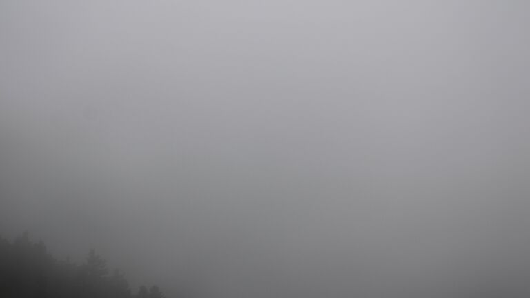 Dieses Bild zeigt eine Webcam-Aufnahme vom Achertal, aufgenommen am Donnerstag, den 28.08.2025 um 07:50 Uhr. Die Temperatur betrug 12.8°C.