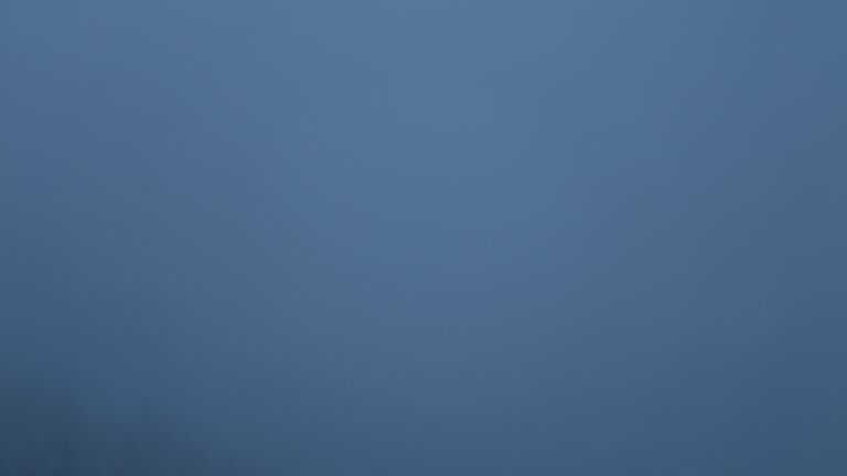 Dieses Bild zeigt eine Webcam-Aufnahme vom Achertal, aufgenommen am Dienstag, den 25.11.2025 um 17:00 Uhr. Die Temperatur betrug -0.6°C.