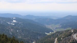 Dieses Bild zeigt eine Webcam-Aufnahme vom Achertal, aufgenommen am Freitag, den 03.04.2026 um 15:40 Uhr. Die Temperatur betrug 6.2°C.