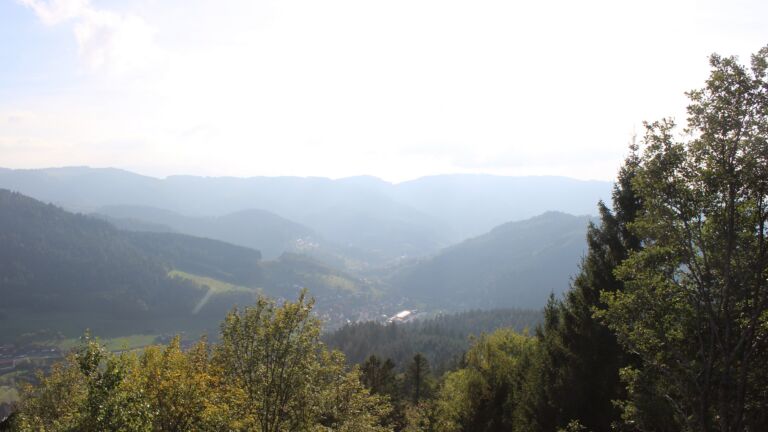 Dieses Bild zeigt eine Webcam-Aufnahme vom Achertal, aufgenommen am Montag, den 19.10.2026 um 16:20 Uhr. Die Temperatur betrug 15°C.