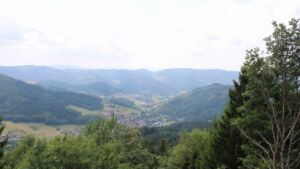 Dieses Bild zeigt eine Webcam-Aufnahme vom Achertal, aufgenommen am Samstag, den 01.08.2026 um 14:20 Uhr. Die Temperatur betrug 23.4°C.