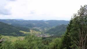 Dieses Bild zeigt eine Webcam-Aufnahme vom Achertal, aufgenommen am Mittwoch, den 10.06.2026 um 12:30 Uhr. Die Temperatur betrug 14.3°C.