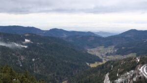 Dieses Bild zeigt eine Webcam-Aufnahme vom Achertal, aufgenommen am Donnerstag, den 19.02.2026 um 13:40 Uhr. Die Temperatur betrug 3.6°C.