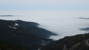 Dieses Bild zeigt eine Webcam-Aufnahme vom Achertal, aufgenommen am Sonntag, den 18.01.2026 um 08:10 Uhr. Die Temperatur betrug 6.6°C.