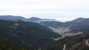 Dieses Bild zeigt eine Webcam-Aufnahme vom Achertal, aufgenommen am Samstag, den 20.12.2025 um 10:50 Uhr. Die Temperatur betrug 8.2°C.