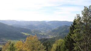 Dieses Bild zeigt eine Webcam-Aufnahme vom Achertal, aufgenommen am Donnerstag, den 29.10.2026 um 13:00 Uhr. Die Temperatur betrug 11.6°C.