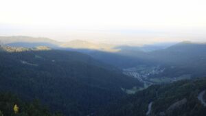 Dieses Bild zeigt eine Webcam-Aufnahme vom Achertal, aufgenommen am Donnerstag, den 18.09.2025 um 07:40 Uhr. Die Temperatur betrug 12.4°C.