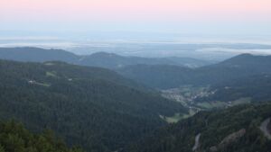 Dieses Bild zeigt eine Webcam-Aufnahme vom Achertal, aufgenommen am Samstag, den 06.09.2025 um 06:50 Uhr. Die Temperatur betrug 9.1°C.
