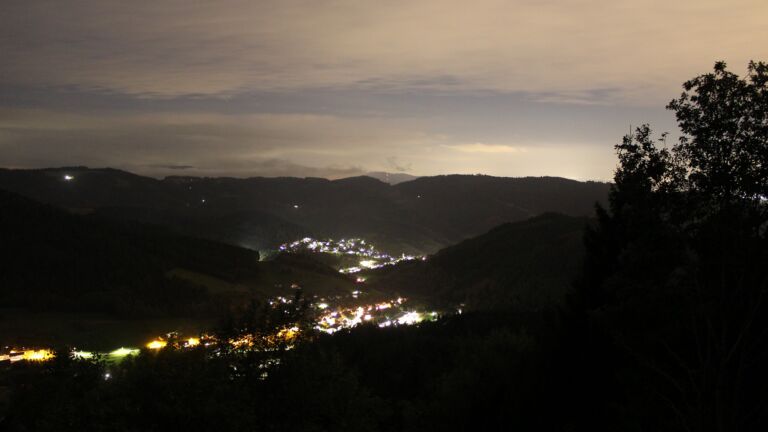 Dieses Bild zeigt eine Webcam-Aufnahme vom Achertal, aufgenommen am Montag, den 21.09.2026 um 05:50 Uhr. Die Temperatur betrug 10.1°C.