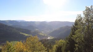 Dieses Bild zeigt eine Webcam-Aufnahme vom Achertal, aufgenommen am Dienstag, den 27.10.2026 um 15:20 Uhr. Die Temperatur betrug 20.4°C.