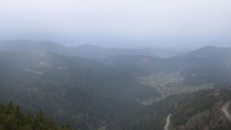 Dieses Bild zeigt eine Webcam-Aufnahme vom Achertal, aufgenommen am Mittwoch, den 11.03.2026 um 15:10 Uhr. Die Temperatur betrug 6.2°C.