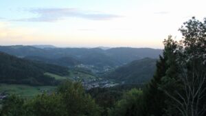 Dieses Bild zeigt eine Webcam-Aufnahme vom Achertal, aufgenommen am Montag, den 07.09.2026 um 19:50 Uhr. Die Temperatur betrug 25.6°C.