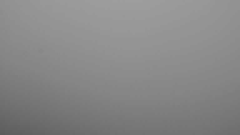 Dieses Bild zeigt eine Webcam-Aufnahme vom Achertal, aufgenommen am Sonntag, den 27.07.2025 um 07:10 Uhr. Die Temperatur betrug 12.8°C.