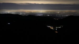 Dieses Bild zeigt eine Webcam-Aufnahme vom Achertal, aufgenommen am Dienstag, den 10.02.2026 um 01:30 Uhr. Die Temperatur betrug 3.9°C.