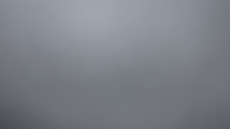 Dieses Bild zeigt eine Webcam-Aufnahme vom Achertal, aufgenommen am Sonntag, den 30.11.2025 um 15:40 Uhr. Die Temperatur betrug 0°C.