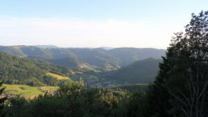 Dieses Bild zeigt eine Webcam-Aufnahme vom Achertal, aufgenommen am Samstag, den 13.06.2026 um 20:30 Uhr. Die Temperatur betrug 20.2°C.
