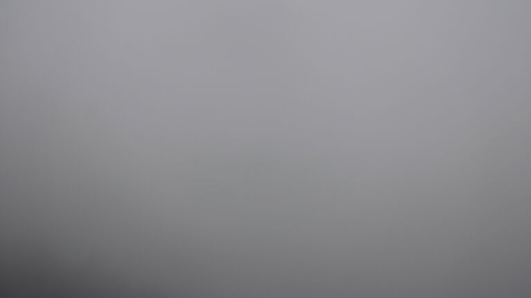 Dieses Bild zeigt eine Webcam-Aufnahme vom Achertal, aufgenommen am Montag, den 27.10.2025 um 09:10 Uhr. Die Temperatur betrug 1.1°C.