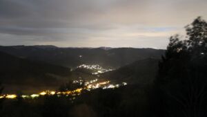 Dieses Bild zeigt eine Webcam-Aufnahme vom Achertal, aufgenommen am Samstag, den 29.08.2026 um 23:00 Uhr. Die Temperatur betrug 17.2°C.