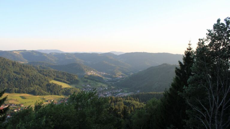 Dieses Bild zeigt eine Webcam-Aufnahme vom Achertal, aufgenommen am Samstag, den 11.07.2026 um 20:40 Uhr. Die Temperatur betrug 26°C.