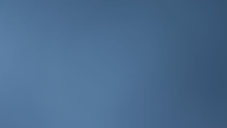 Dieses Bild zeigt eine Webcam-Aufnahme vom Achertal, aufgenommen am Montag, den 27.10.2025 um 06:50 Uhr. Die Temperatur betrug 0.2°C.