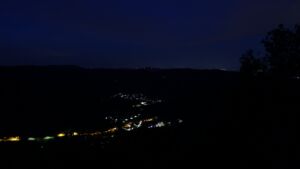 Dieses Bild zeigt eine Webcam-Aufnahme vom Achertal, aufgenommen am Sonntag, den 20.09.2026 um 06:10 Uhr. Die Temperatur betrug 15.1°C.