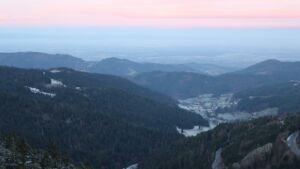 Dieses Bild zeigt eine Webcam-Aufnahme vom Achertal, aufgenommen am Mittwoch, den 19.11.2025 um 07:40 Uhr. Die Temperatur betrug -3.2°C.