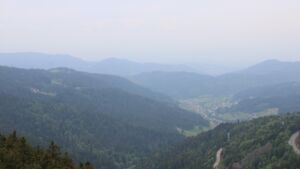 Dieses Bild zeigt eine Webcam-Aufnahme vom Achertal, aufgenommen am Sonntag, den 10.05.2026 um 15:00 Uhr. Die Temperatur betrug 16.2°C.