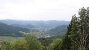 Dieses Bild zeigt eine Webcam-Aufnahme vom Achertal, aufgenommen am Donnerstag, den 24.09.2026 um 12:00 Uhr. Die Temperatur betrug 15.4°C.