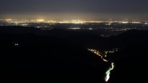 Dieses Bild zeigt eine Webcam-Aufnahme vom Achertal, aufgenommen am Donnerstag, den 23.04.2026 um 05:00 Uhr. Die Temperatur betrug 4.1°C.