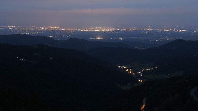 Dieses Bild zeigt eine Webcam-Aufnahme vom Achertal, aufgenommen am Mittwoch, den 17.09.2025 um 06:30 Uhr. Die Temperatur betrug 7.4°C.