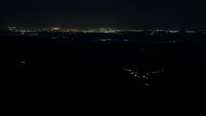 Dieses Bild zeigt eine Webcam-Aufnahme vom Achertal, aufgenommen am Sonntag, den 10.05.2026 um 04:30 Uhr. Die Temperatur betrug 12.6°C.