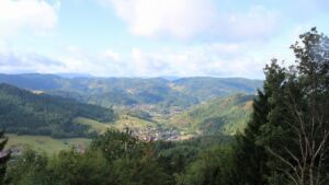 Dieses Bild zeigt eine Webcam-Aufnahme vom Achertal, aufgenommen am Montag, den 31.08.2026 um 10:00 Uhr. Die Temperatur betrug 13.8°C.