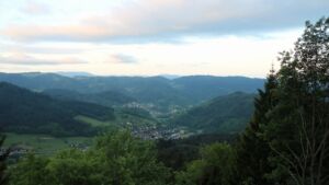 Dieses Bild zeigt eine Webcam-Aufnahme vom Achertal, aufgenommen am Dienstag, den 19.05.2026 um 06:10 Uhr. Die Temperatur betrug 7.8°C.