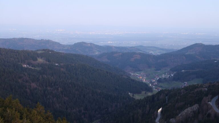 Dieses Bild zeigt eine Webcam-Aufnahme vom Achertal, aufgenommen am Dienstag, den 07.04.2026 um 06:30 Uhr. Die Temperatur betrug 6.2°C.