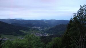 Dieses Bild zeigt eine Webcam-Aufnahme vom Achertal, aufgenommen am Montag, den 18.05.2026 um 05:40 Uhr. Die Temperatur betrug 10.1°C.