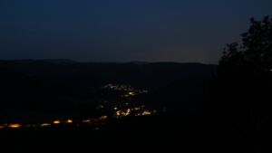 Dieses Bild zeigt eine Webcam-Aufnahme vom Achertal, aufgenommen am Donnerstag, den 23.07.2026 um 04:40 Uhr. Die Temperatur betrug 12.1°C.