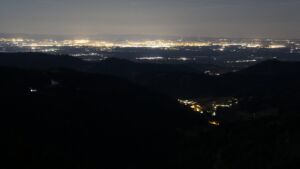 Dieses Bild zeigt eine Webcam-Aufnahme vom Achertal, aufgenommen am Sonntag, den 05.04.2026 um 05:40 Uhr. Die Temperatur betrug 9.7°C.