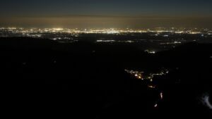 Dieses Bild zeigt eine Webcam-Aufnahme vom Achertal, aufgenommen am Donnerstag, den 12.03.2026 um 19:50 Uhr. Die Temperatur betrug 3.9°C.