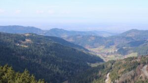 Dieses Bild zeigt eine Webcam-Aufnahme vom Achertal, aufgenommen am Dienstag, den 03.03.2026 um 11:40 Uhr. Die Temperatur betrug 11.1°C.