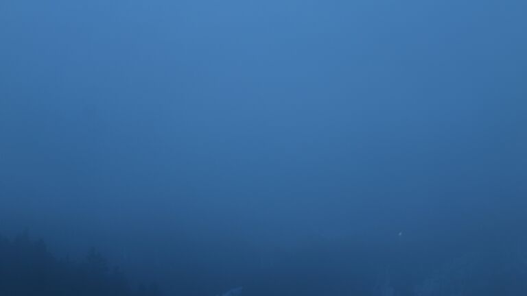 Dieses Bild zeigt eine Webcam-Aufnahme vom Achertal, aufgenommen am Montag, den 12.01.2026 um 17:20 Uhr. Die Temperatur betrug 4.2°C.