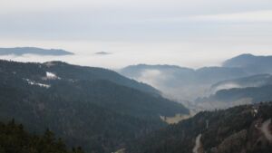 Dieses Bild zeigt eine Webcam-Aufnahme vom Achertal, aufgenommen am Dienstag, den 03.02.2026 um 09:30 Uhr. Die Temperatur betrug 2.7°C.