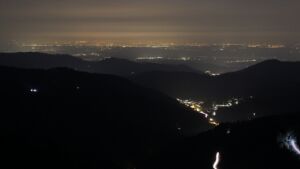 Dieses Bild zeigt eine Webcam-Aufnahme vom Achertal, aufgenommen am Sonntag, den 08.03.2026 um 19:40 Uhr. Die Temperatur betrug 9.2°C.