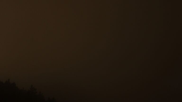 Dieses Bild zeigt eine Webcam-Aufnahme vom Achertal, aufgenommen am Mittwoch, den 11.02.2026 um 19:30 Uhr. Die Temperatur betrug 3.5°C.